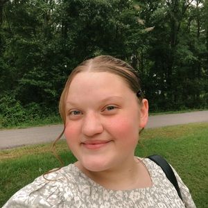 Meet your Posher, Naomi